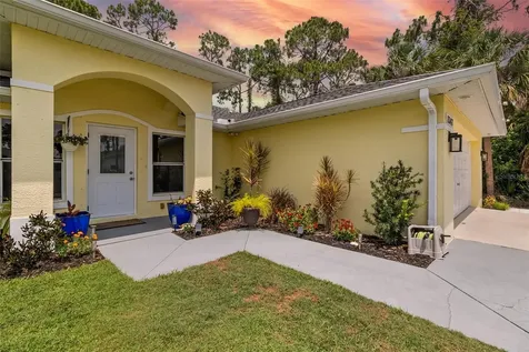 1347 Walburg Street North Port FL 34288