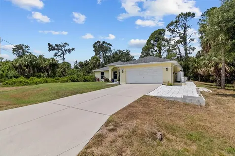 1347 Walburg Street North Port FL 34288