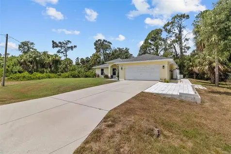 1347 Walburg Street North Port FL 34288
