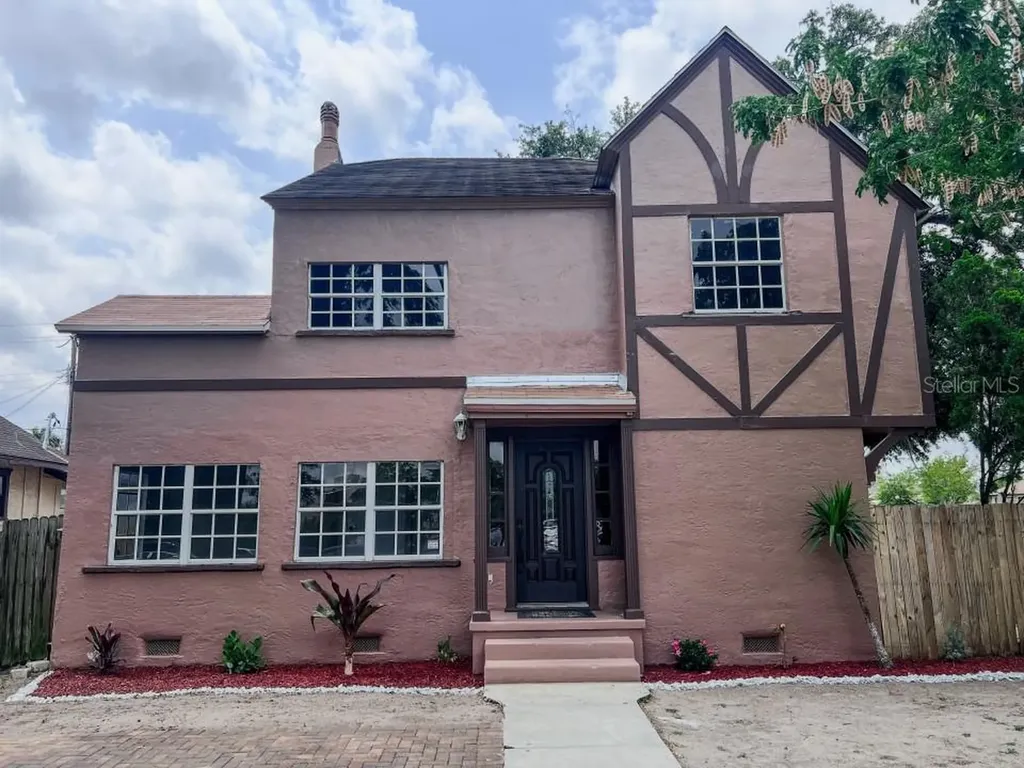 122 Avenue C NE Winter Haven FL 33881