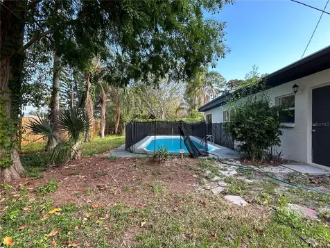 4381 Shore Acres Boulevard NE St Petersburg FL 33703