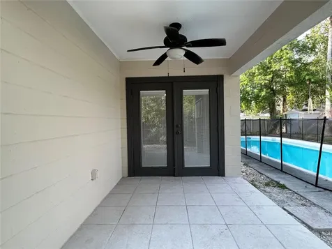 4381 Shore Acres Boulevard NE St Petersburg FL 33703