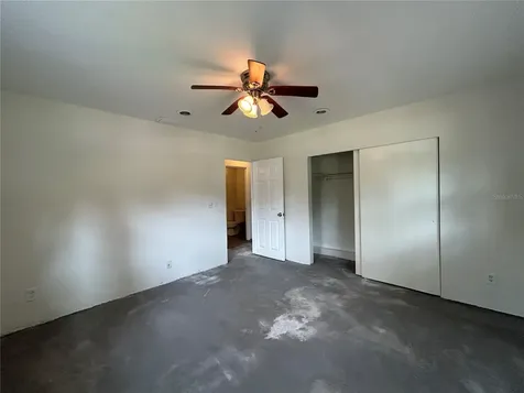 4381 Shore Acres Boulevard NE St Petersburg FL 33703