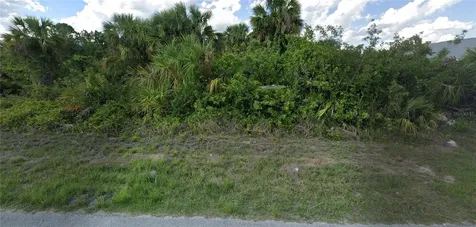 1251 Augusta Street E Lehigh Acres FL 33974