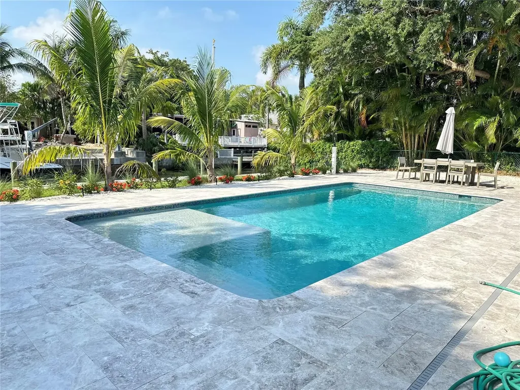 1723 Stanford Lane Sarasota FL 34231
