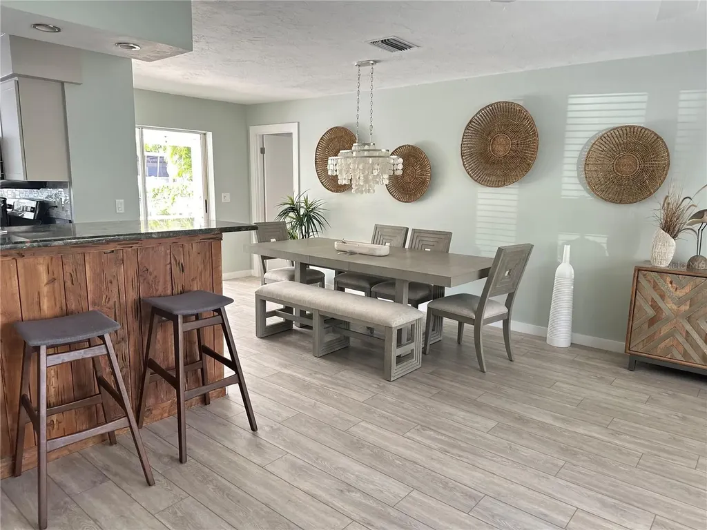 1723 Stanford Lane Sarasota FL 34231