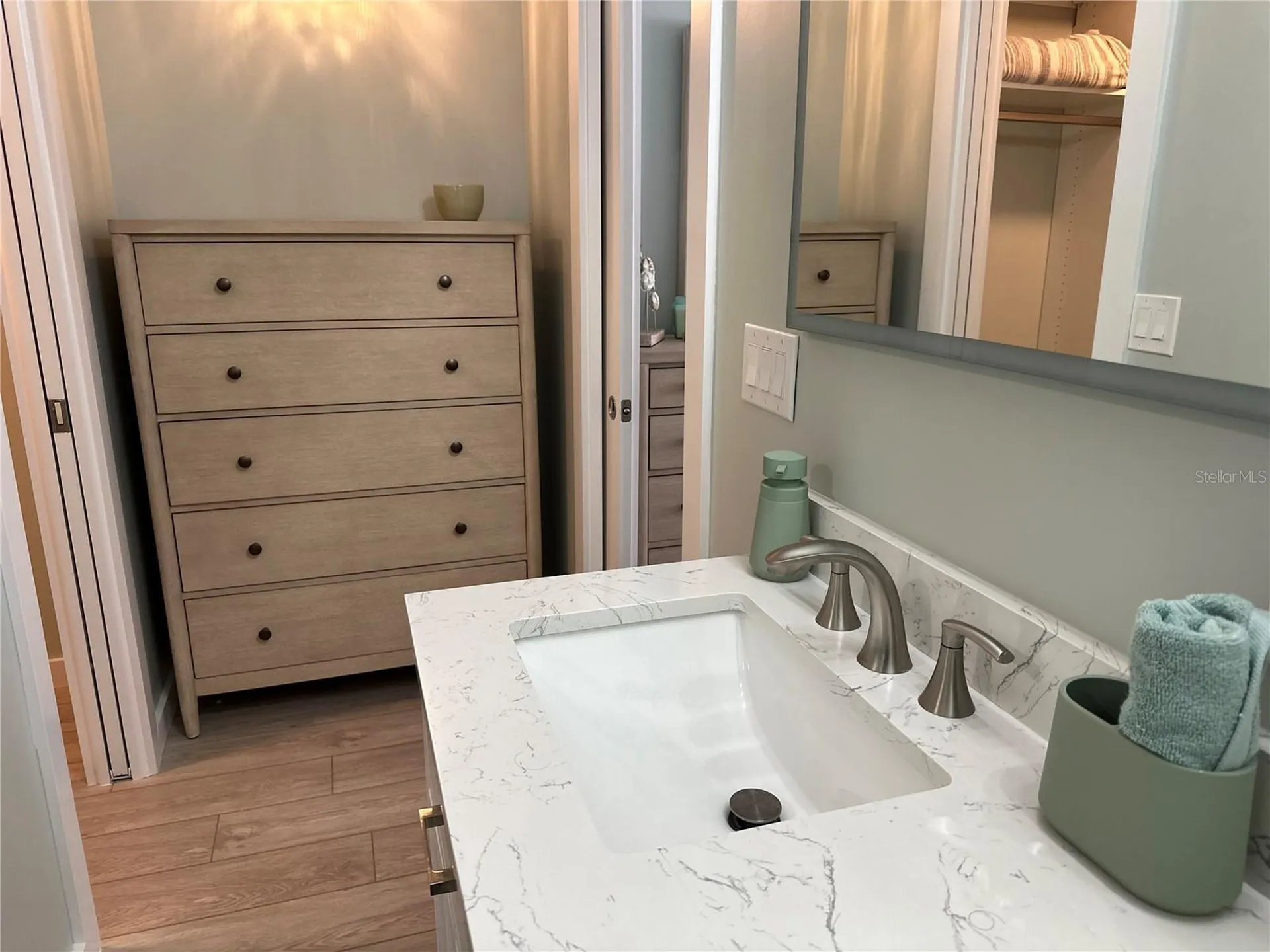 1723 Stanford Lane Sarasota FL 34231