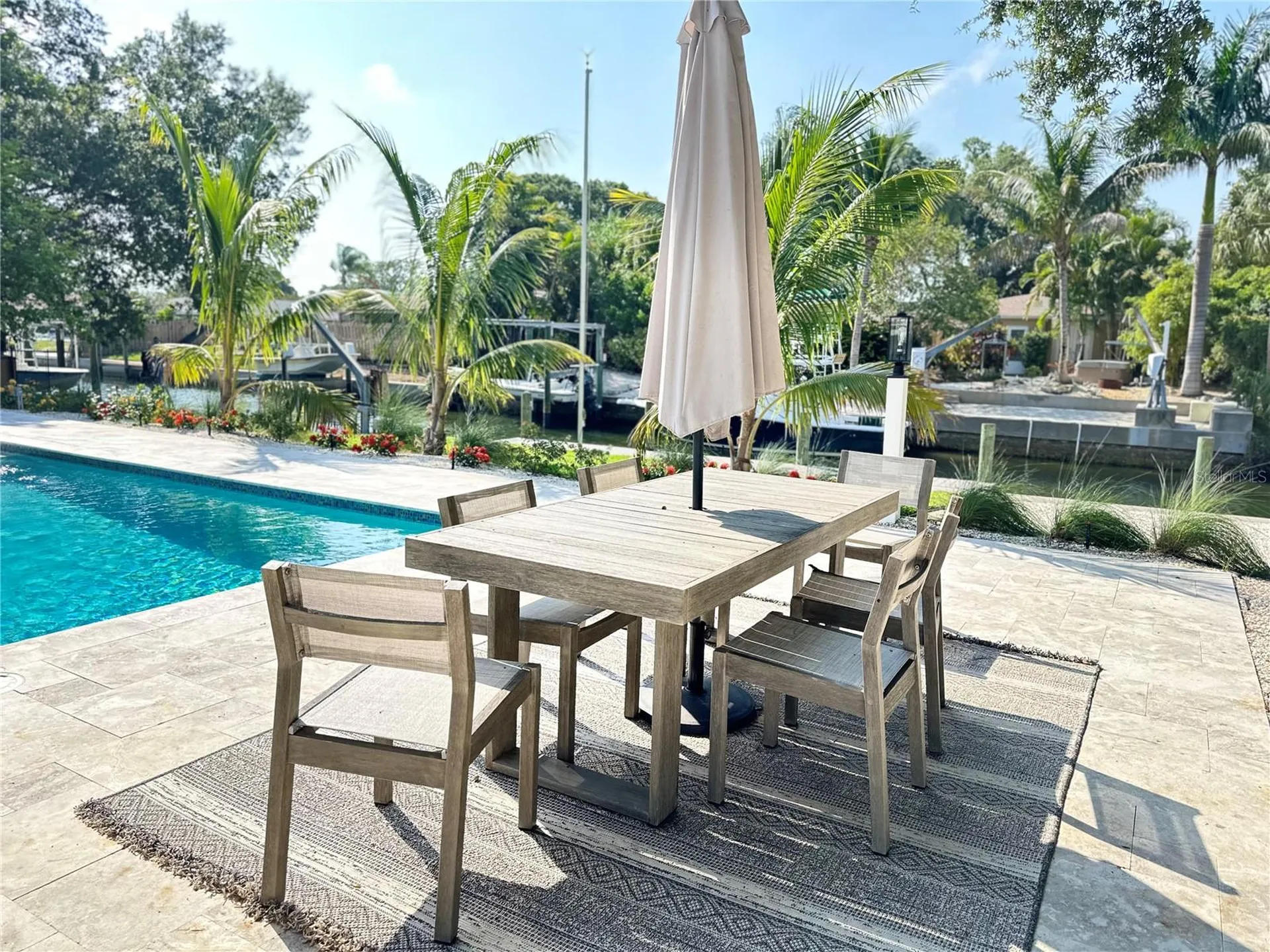 1723 Stanford Lane Sarasota FL 34231
