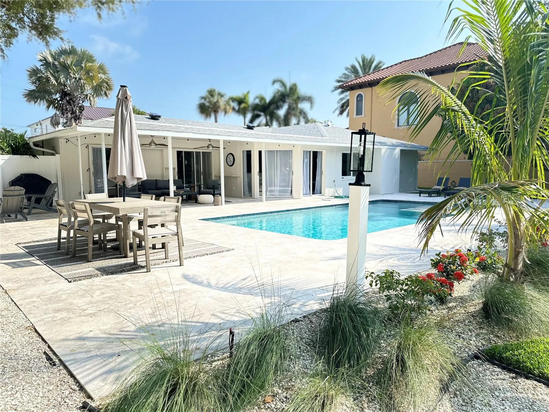 1723 Stanford Lane Sarasota FL 34231