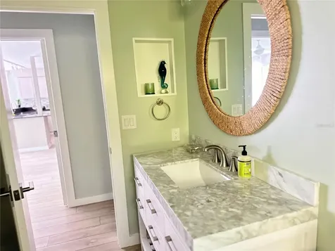 1723 Stanford Lane Sarasota FL 34231