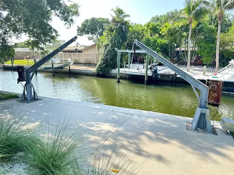 1723 Stanford Lane Sarasota FL 34231