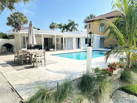 1723 Stanford Lane Sarasota FL 34231