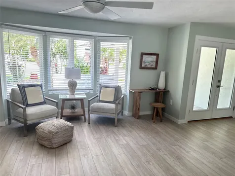 1723 Stanford Lane Sarasota FL 34231