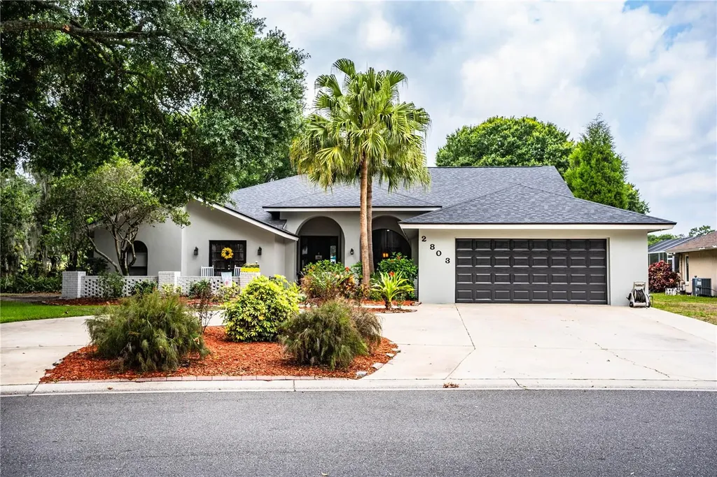 2803 Forest Club Drive Plant City FL 33566