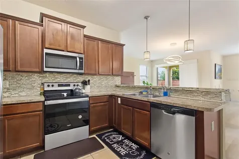 2022 Traders Cove Kissimmee FL 34743