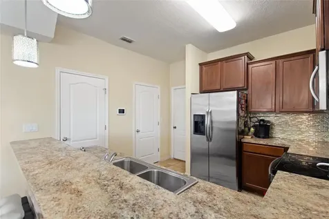 2022 Traders Cove Kissimmee FL 34743