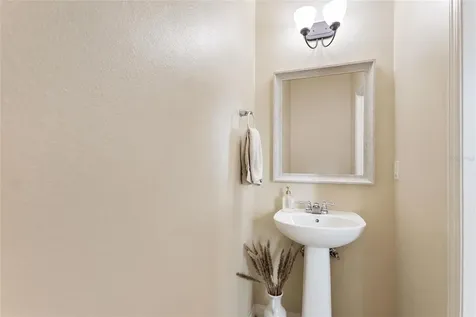 2022 Traders Cove Kissimmee FL 34743