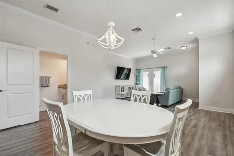 55 36th Street S St Petersburg FL 33711