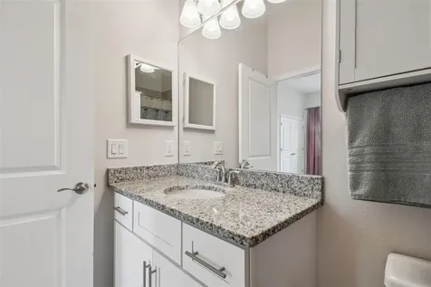 55 36th Street S St Petersburg FL 33711