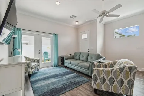 55 36th Street S St Petersburg FL 33711