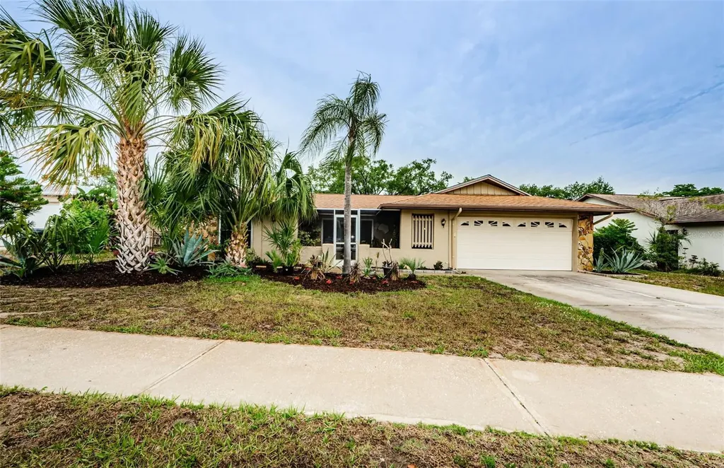 8031 Laurel Vista Loop Port Richey FL 34668