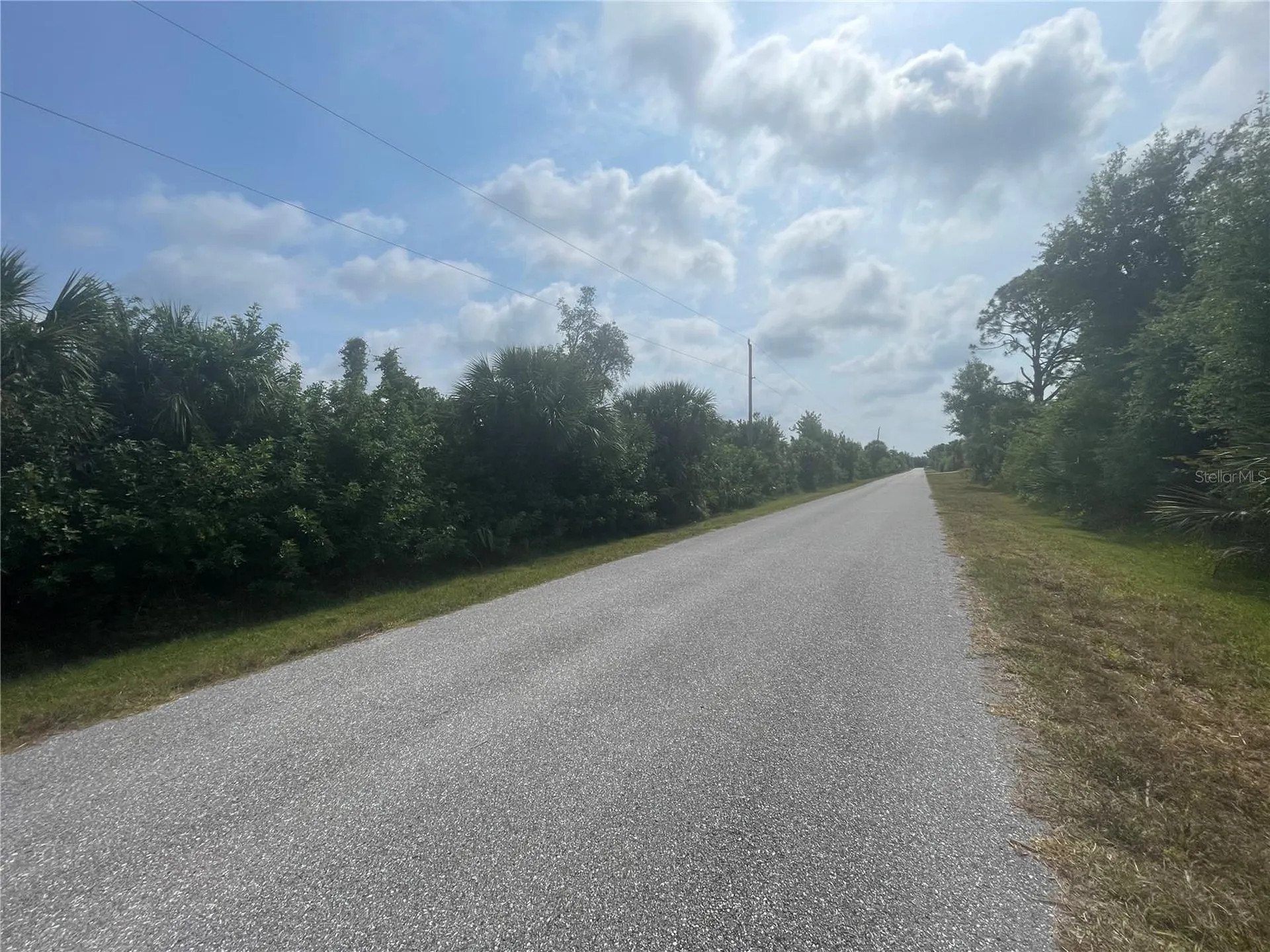 9366 Loyola Avenue Englewood FL 34224