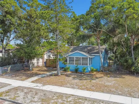 4544 3rd Avenue S St Petersburg FL 33711