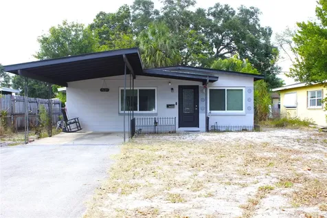 7221 34th Avenue N St Petersburg FL 33710