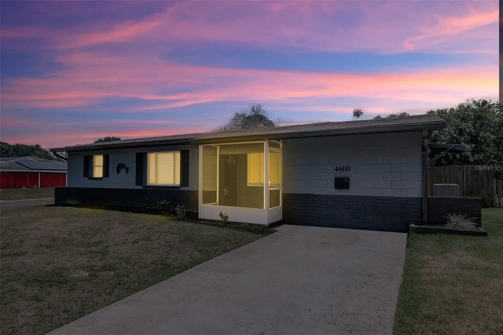 4600 86th Avenue N Pinellas Park FL 33782
