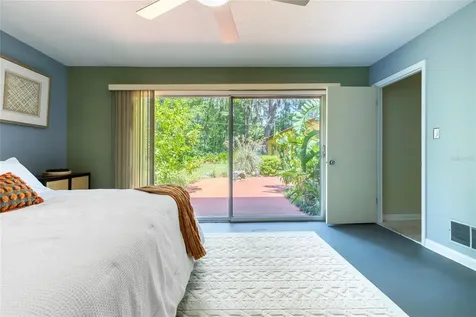 3746 SW 4th Place Gainesville FL 32607