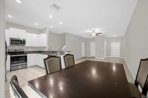 9658 Pembrooke Pines Drive Sun City Center FL 33573