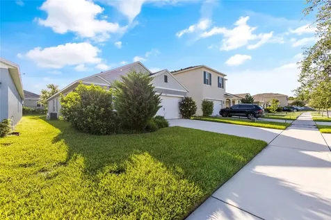 393 Lady Bella Place Deland FL 32724
