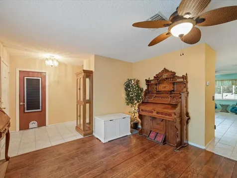 8621 Vixen Lane Port Richey FL 34668