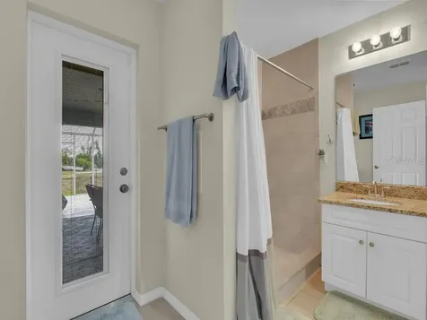 605 SW 13th Street Cape Coral FL 33991