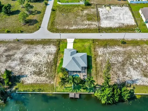 605 SW 13th Street Cape Coral FL 33991