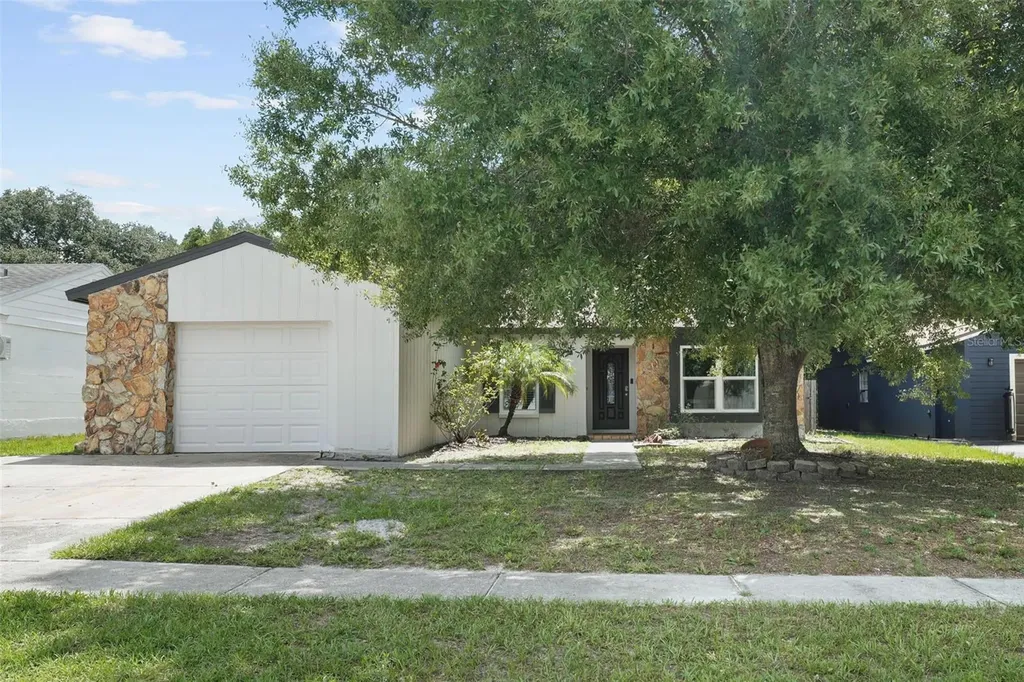 13905 Fullerton Drive Tampa FL 33625