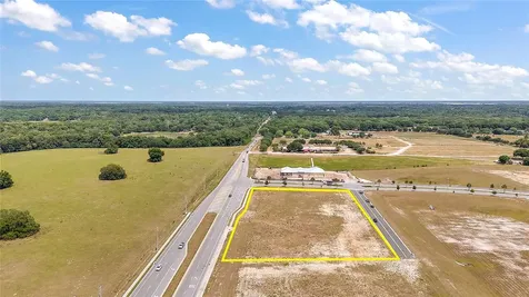 Cr 466a / Miller Boulevard Fruitland Park FL 34731