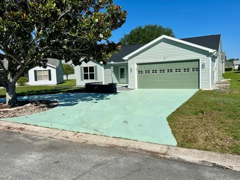 606 Lisbon Lane Lady Lake FL 32159