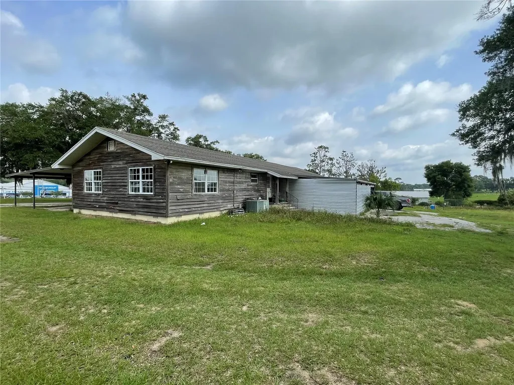 10736 Us Highway 301 Dade City FL 33525