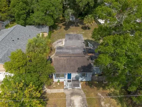 8013 N Gomez Avenue Tampa FL 33614