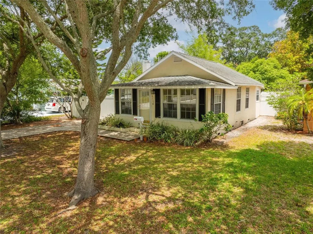 4117 37th Avenue N St Petersburg FL 33713