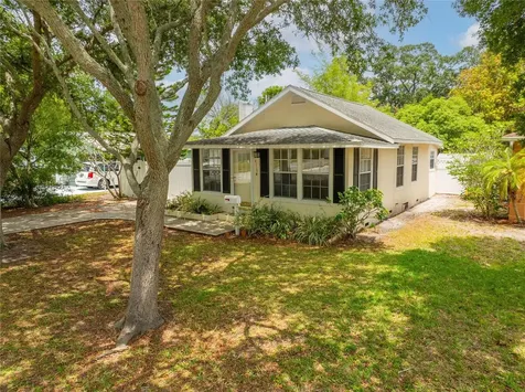 4117 37th Avenue N St Petersburg FL 33713
