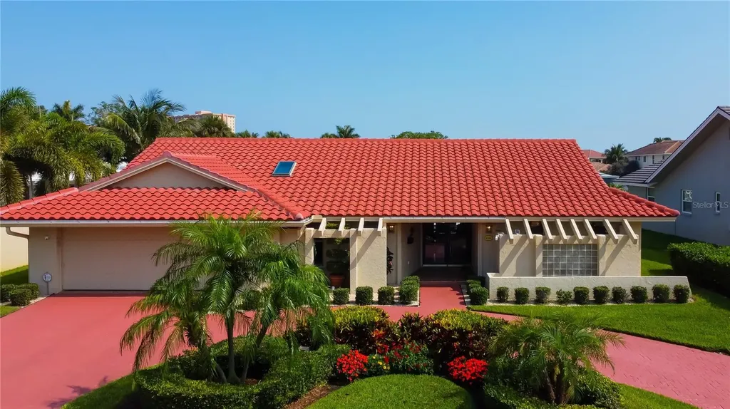 4981 61st Avenue S St Petersburg FL 33715