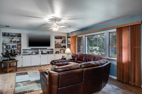 10 Fernbrooke Drive Safety Harbor FL 34695