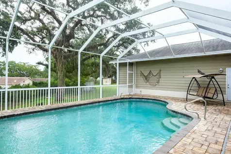 10 Fernbrooke Drive Safety Harbor FL 34695