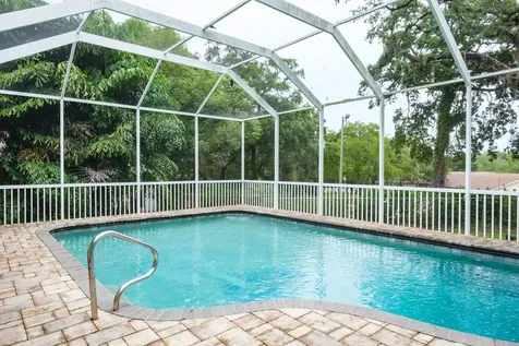 10 Fernbrooke Drive Safety Harbor FL 34695