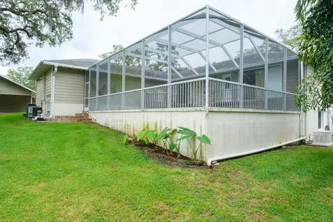 10 Fernbrooke Drive Safety Harbor FL 34695