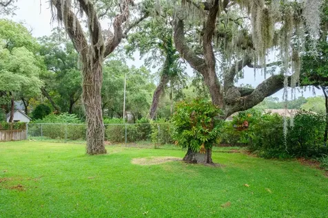10 Fernbrooke Drive Safety Harbor FL 34695