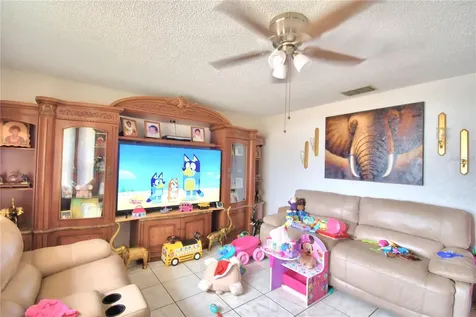2334 Chestnut Hills Drive Lakeland FL 33805