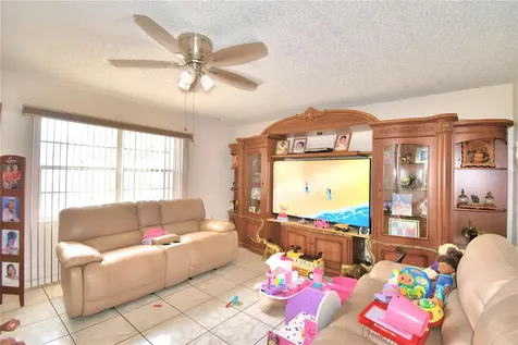 2334 Chestnut Hills Drive Lakeland FL 33805